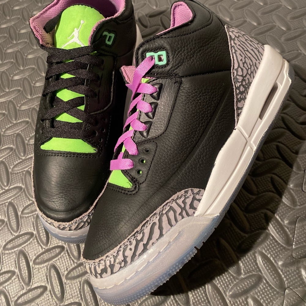 Air Jordan 3 Retro Electric Green GS Joker size 7 womens shoes CLEAN